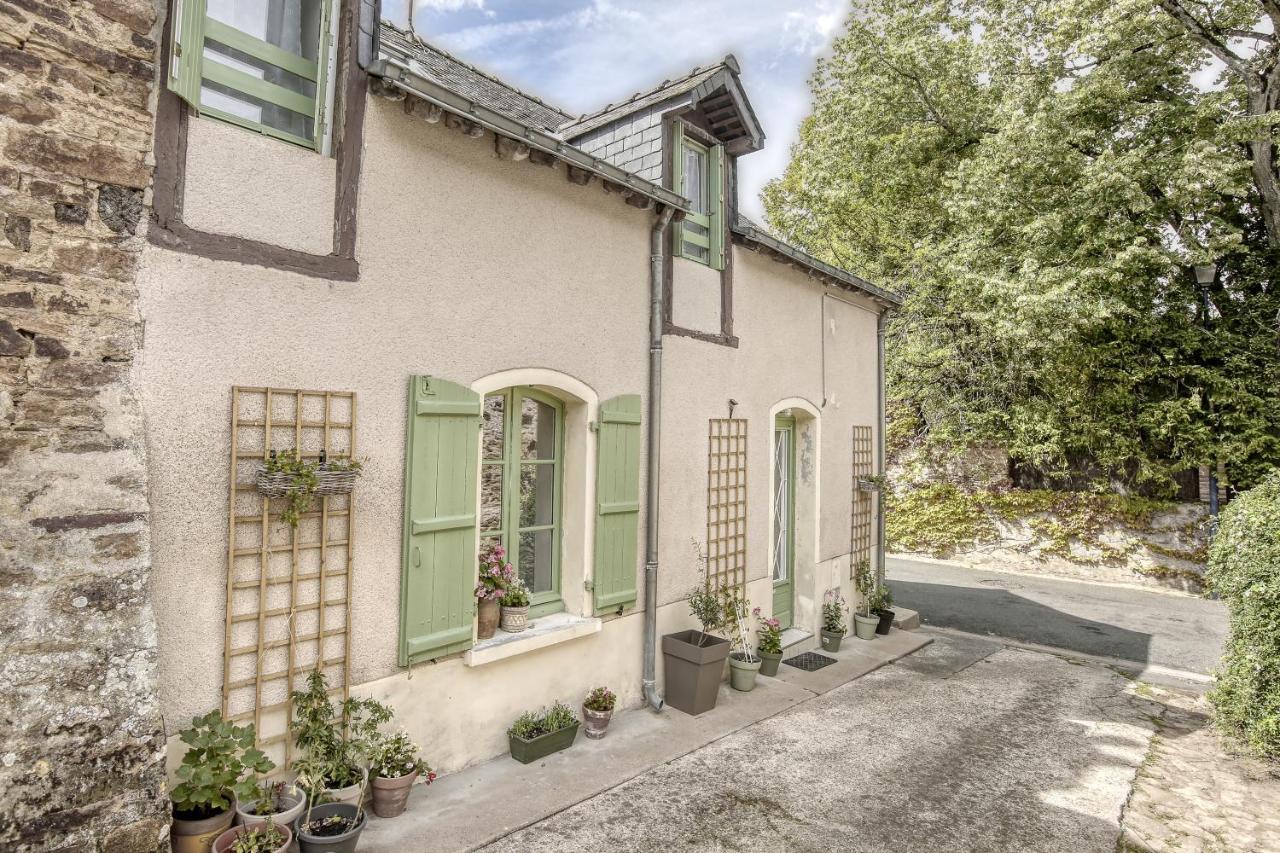 Gite L'Escale - Maison De Charme Chambellay Zewnętrze zdjęcie